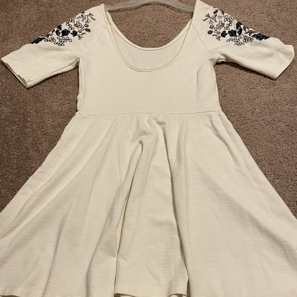 Free People off-white mini dress with floral design half sleeves